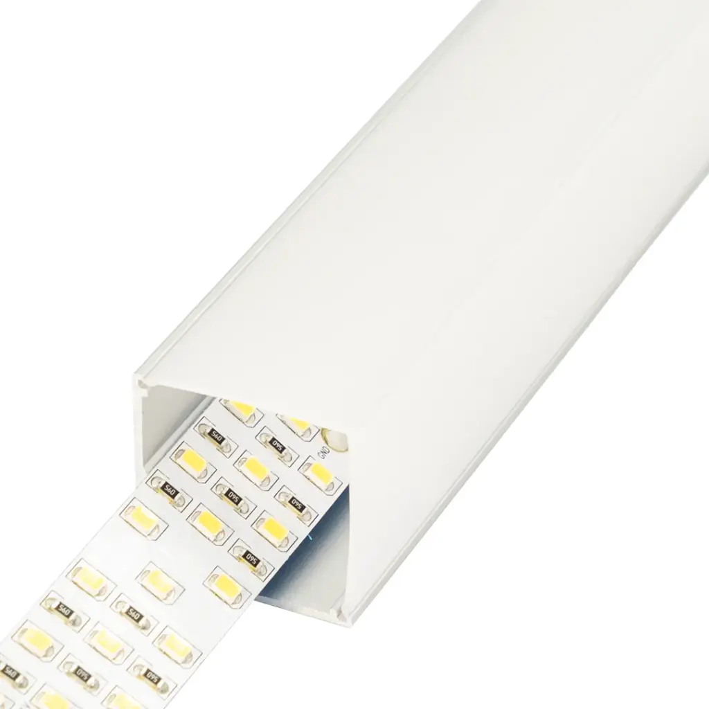 Perfil LED de esquina con el difusor en ángulo recto de 30 mm x 30 mm