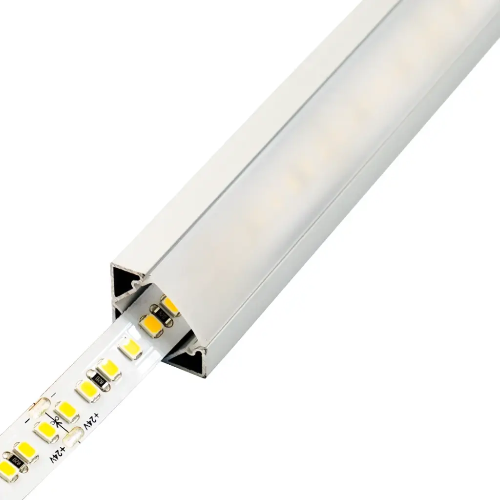 Perfil LED de esquina reforzado y con embellecedores de 25,21 mm x 16,91 mm