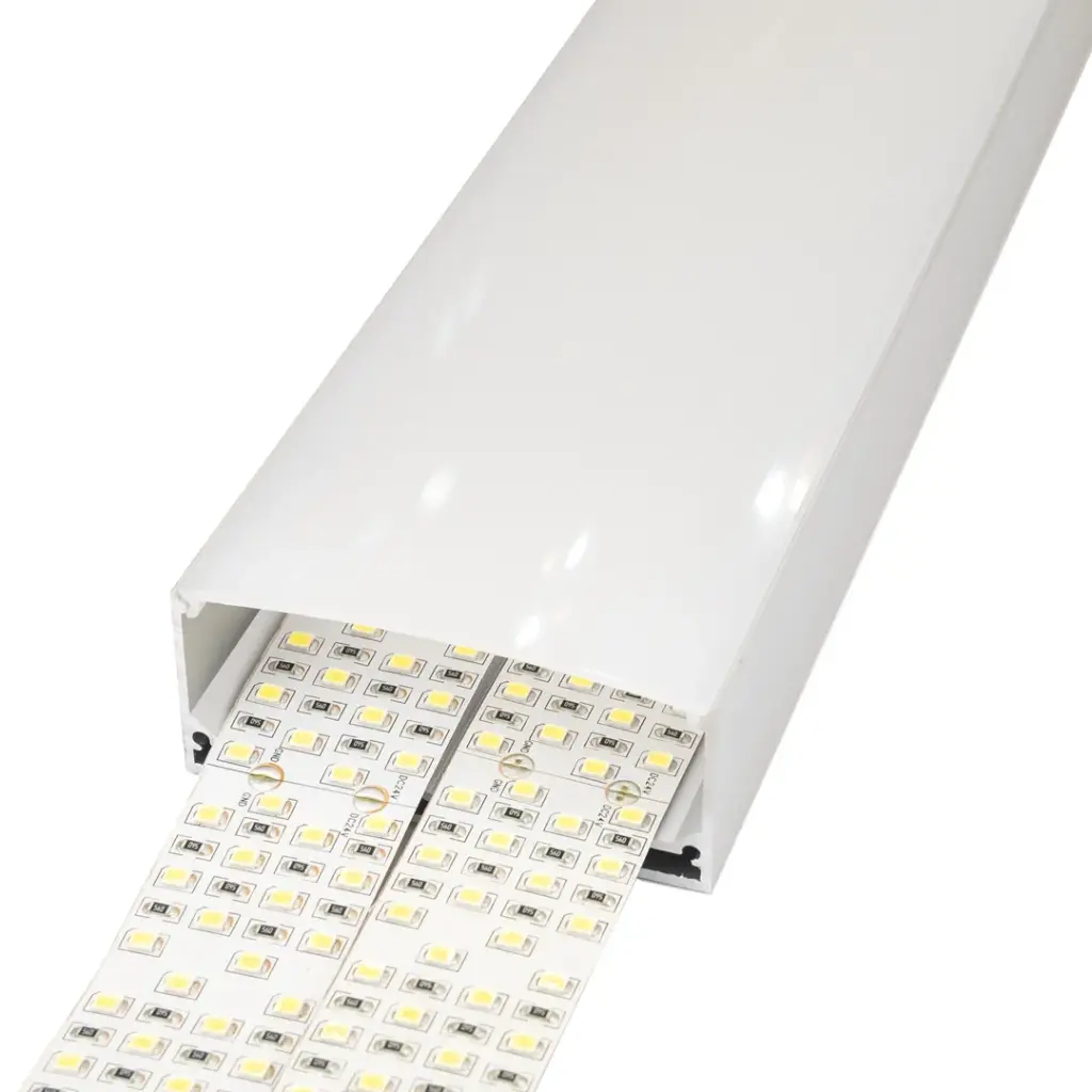 Perfil LED de superficie con opción colgante de 55 mm x 32 mm