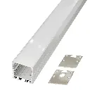 Perfil LED de superficie con opción colgante de 30 mm x 30 mm