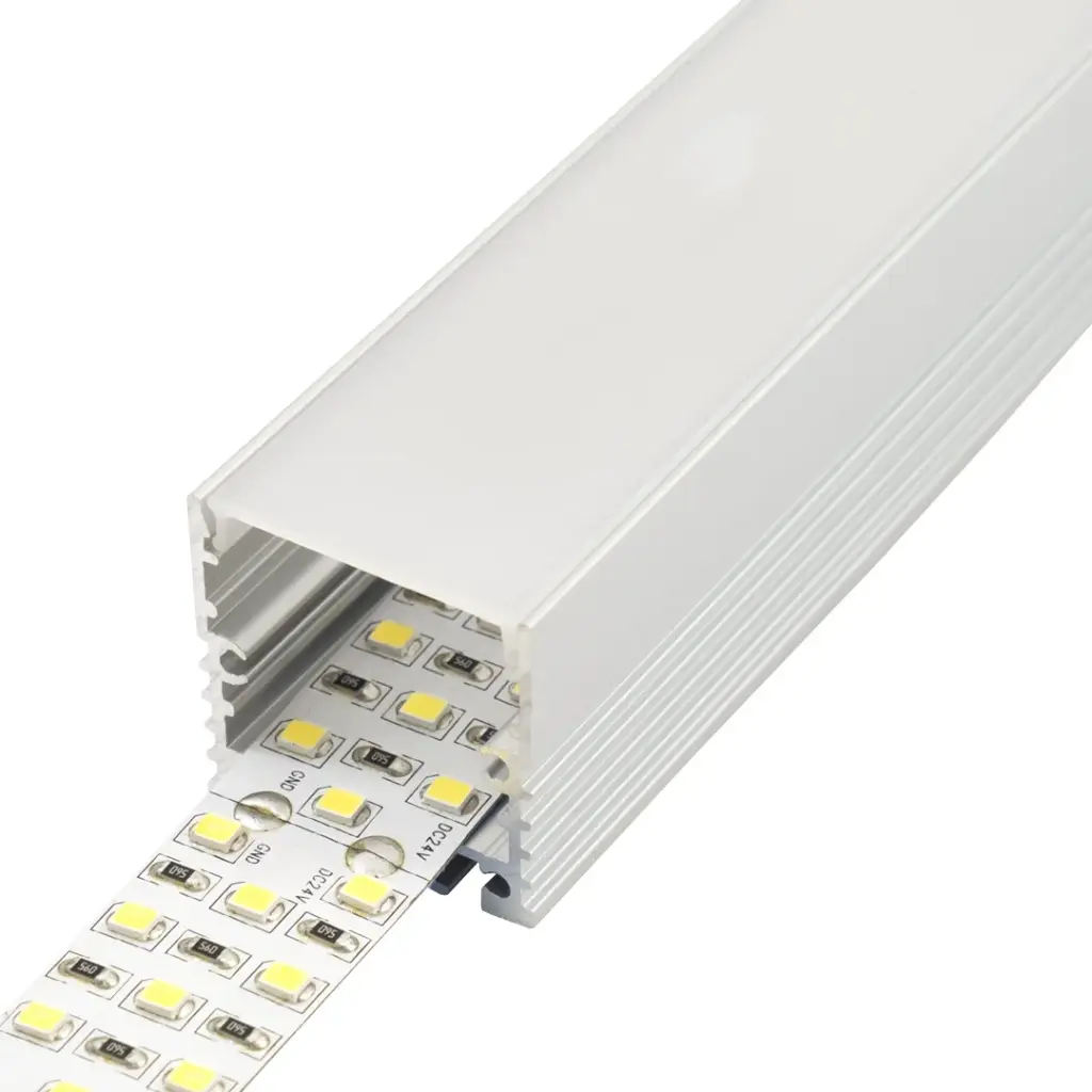 Perfil LED de superficie con opción colgante de 30 mm x 30 mm