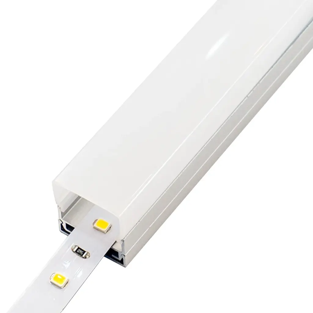 Perfil LED de superficie con opción colgante y difusor en ángulo recto de 19,2 mm x 20,21 mm