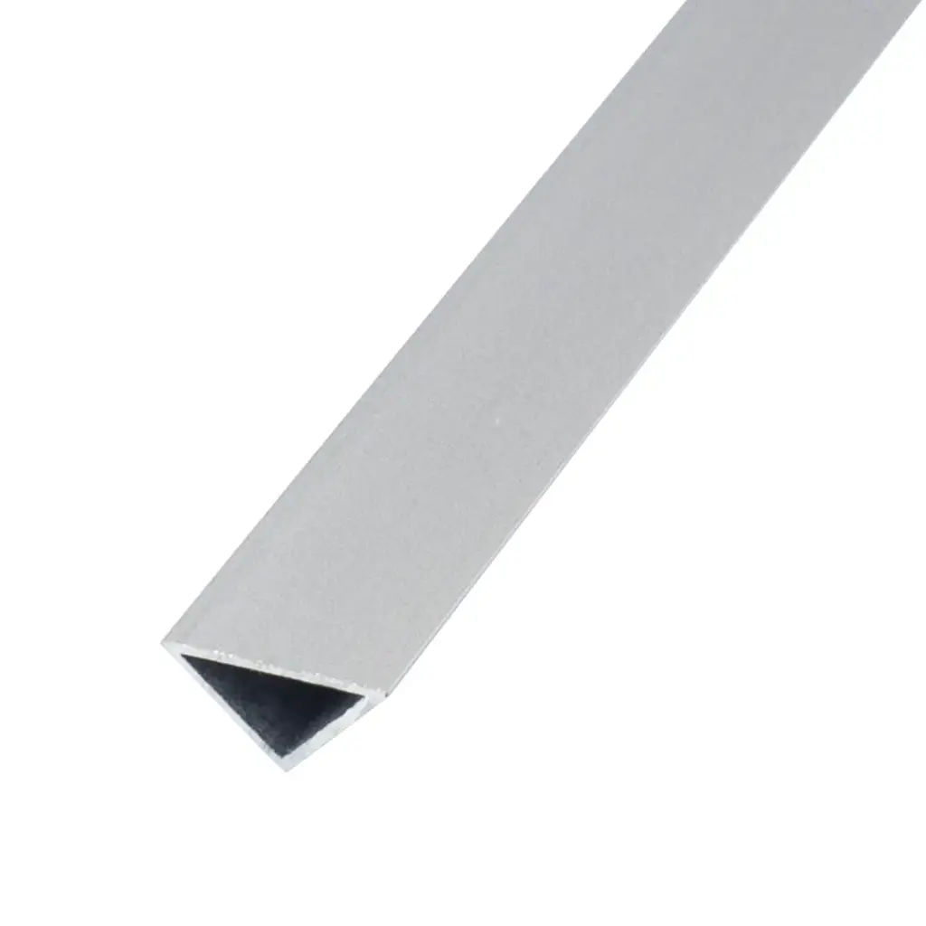 Perfil LED triangular de 14,57 mm x 7,4 mm 