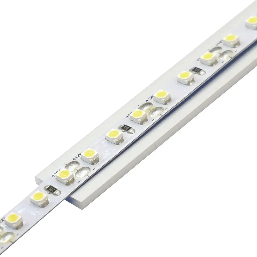 Perfil LED de superficie de 15 mm x 2,5 mm